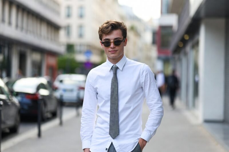 Why a Simple Tie Defines Affordable Style in 2026