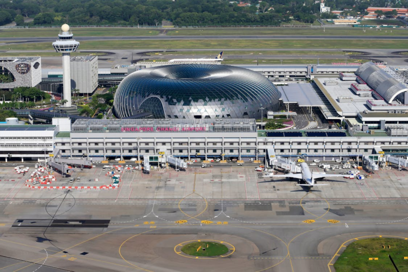 5 Best Airports in the World And 5 You Might Want to Avoid