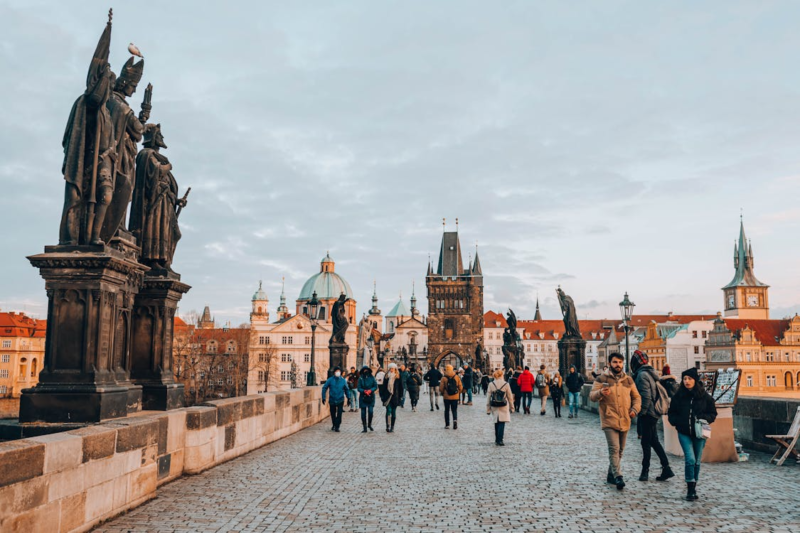8 Honest Warnings a British Traveler Has for Americans Visiting Europe 